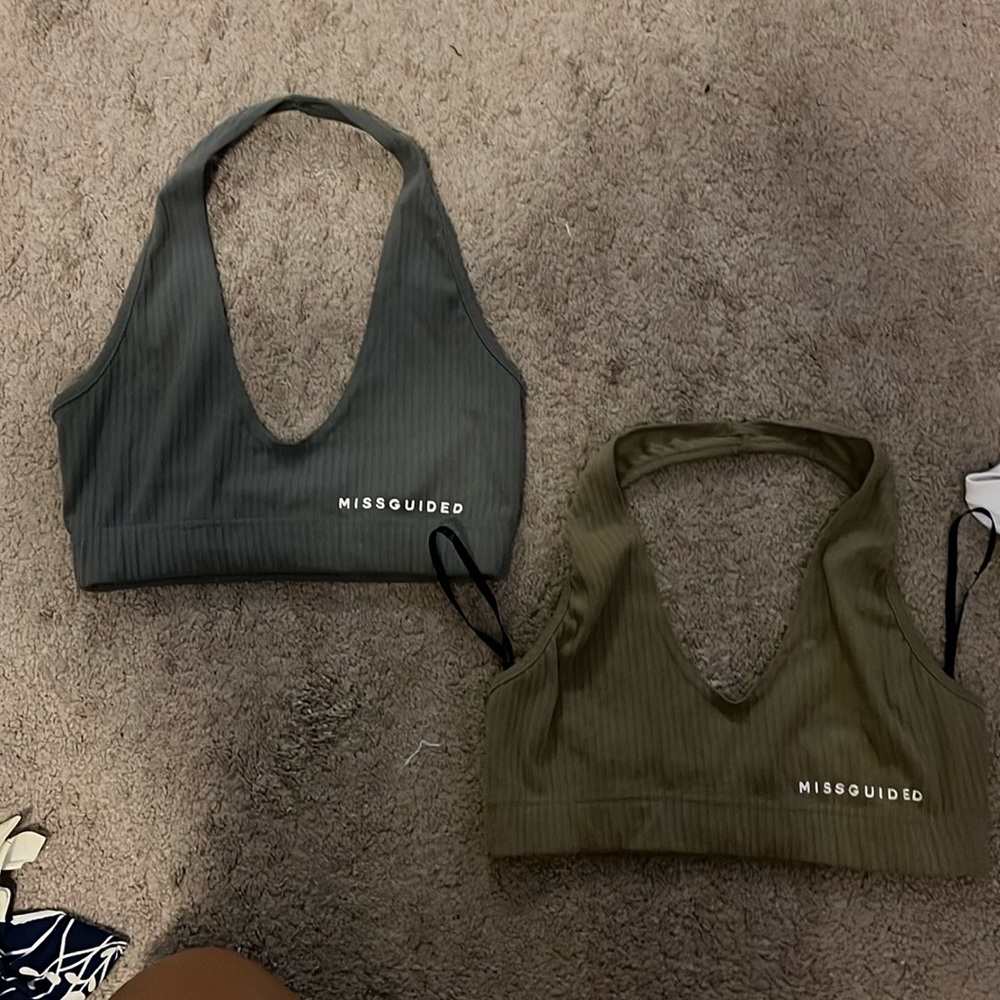 Cropped halter tops